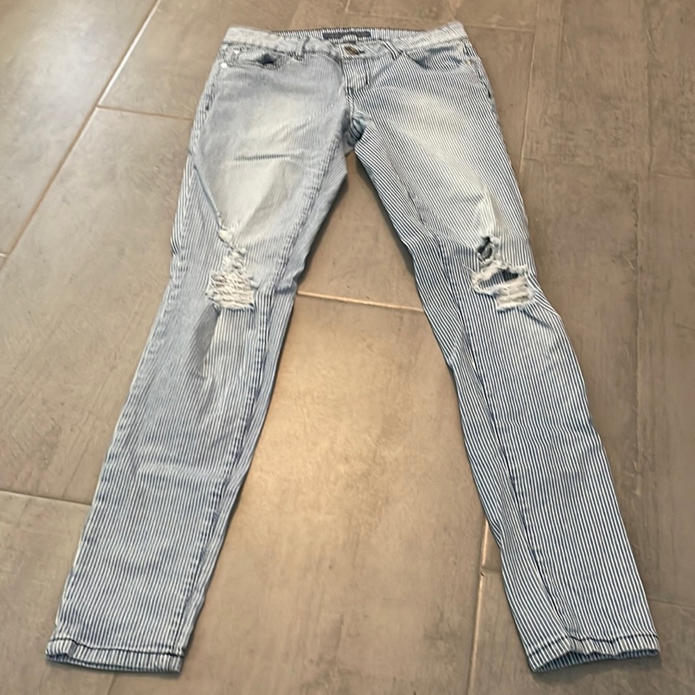 Celebrity Pink jeans